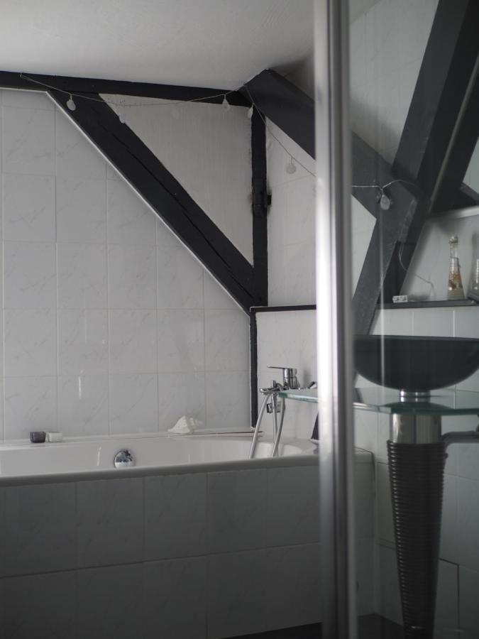 Jarmen Ferienwohnung Экстерьер фото